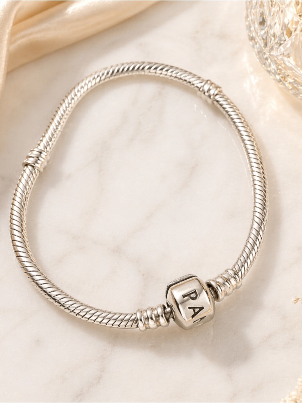 Pandora Moments 7.5” Sterling Silver Snake Chain Bracelet 19cm